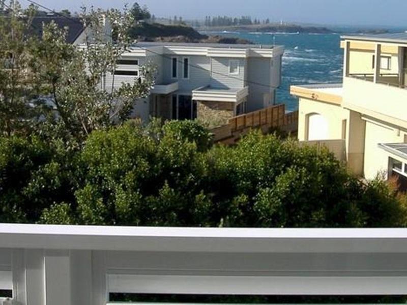 Shutters By The Sea Kiama-Sea Views-Waterfront-Private On Coastal Walk Кіама Екстер'єр фото